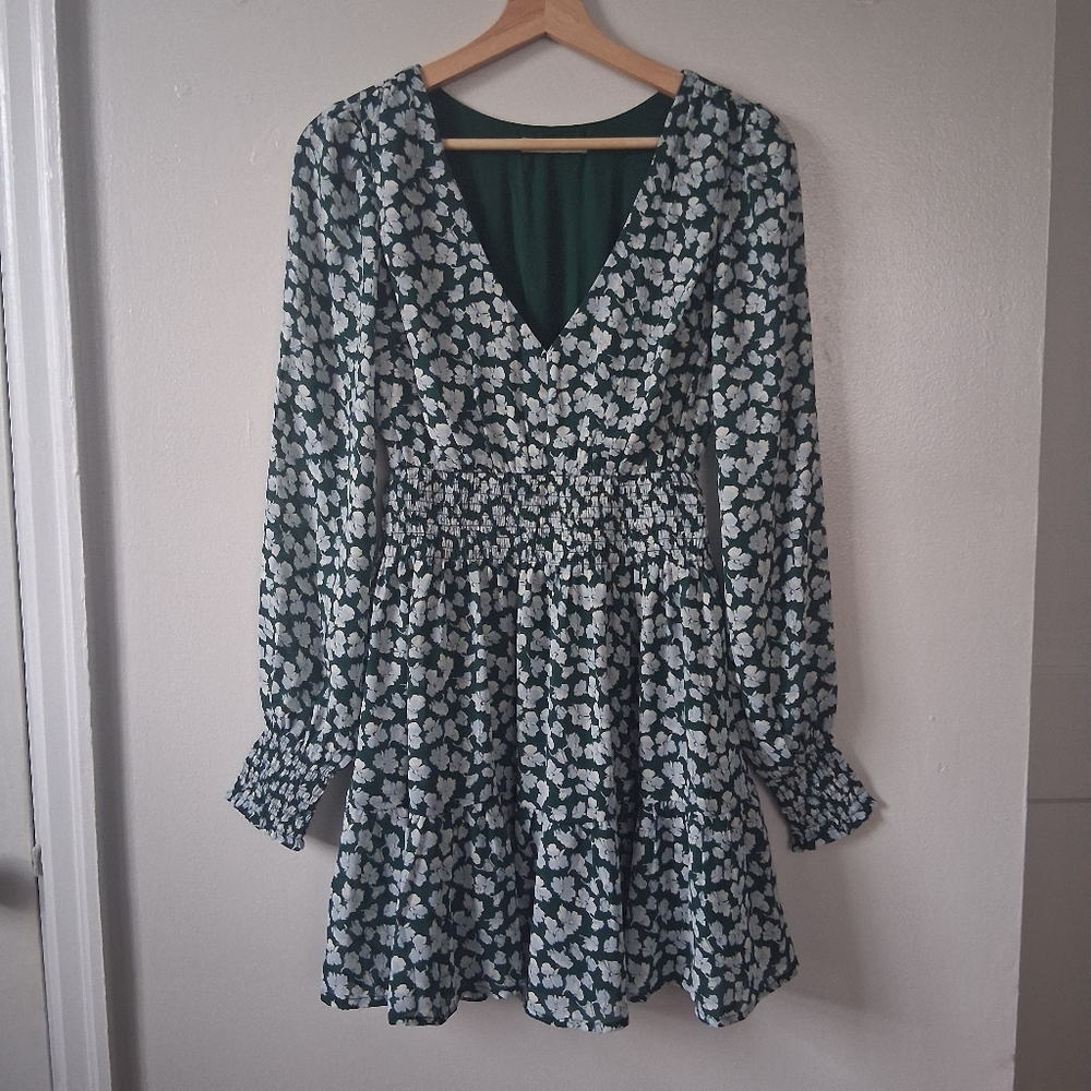 Abercrombie & Fitch Green Floral Dress With Longsleeves